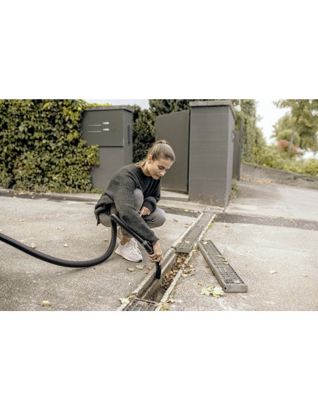 KARCHER WD4 WET & DRY VACUUM