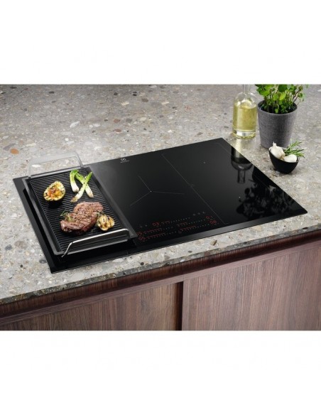 ELECTROLUX 80CM 5 RING BUILT-IN INDUCTION HOB