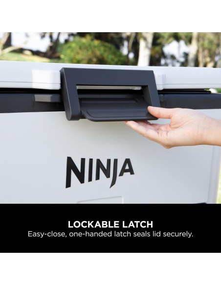 NINJA FROSTVAULT 28L HARD COOLER WITH DRY ZONE WHITE