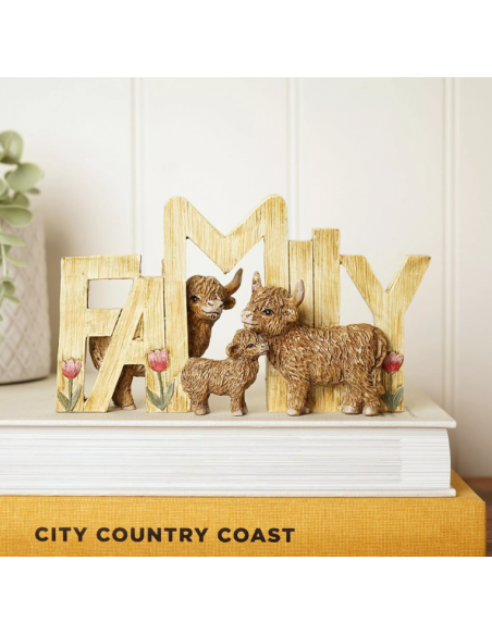 COUNTRY LIVING HIGHLAND COW PLAQUE "FAMILY"