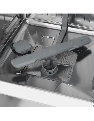 BLOMBERG 13 PLACE FREESTANDING...