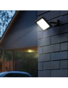 LUCECO ESSENCE 30W FLOODLIGHT 2