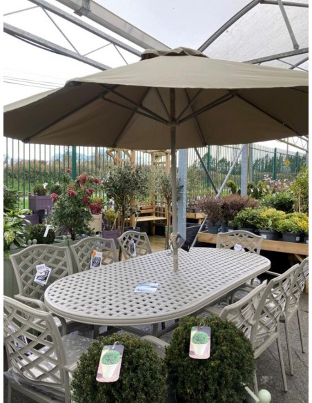 BEAUMONT 8 SEAT OVAL SET
