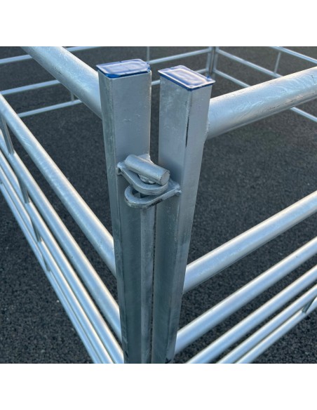 BUFFALO GALV CATTLE HURDLE 10FT X 5FT HIGH EACH